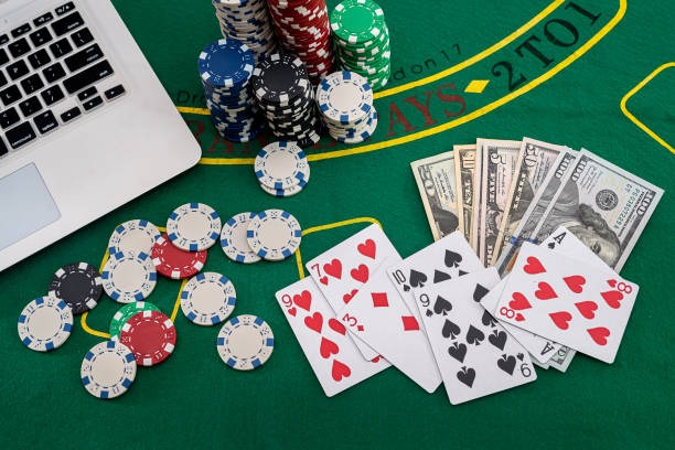 Live Sic Bo Dadu dealer rolling dice at garuda888 login studio